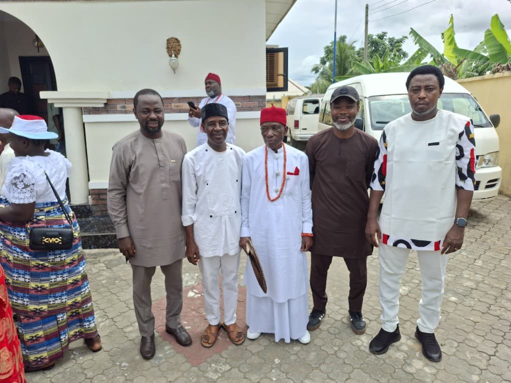 Distinguished guests at the ceremony